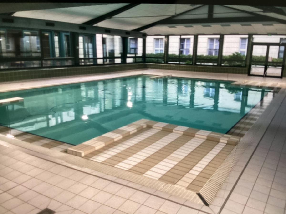 סאריס Appartement Near Disneyland מראה חיצוני תמונה
