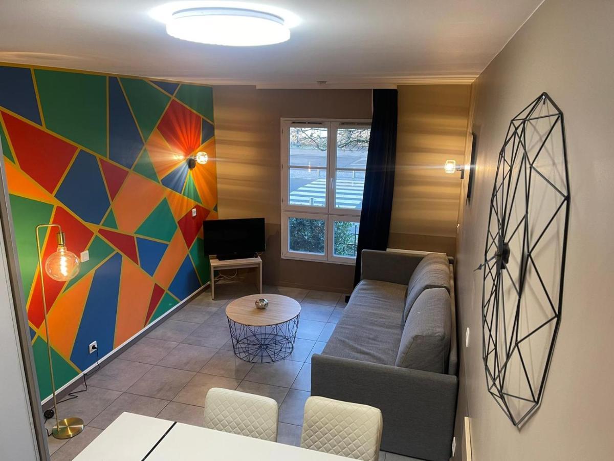 סאריס Appartement Near Disneyland מראה חיצוני תמונה