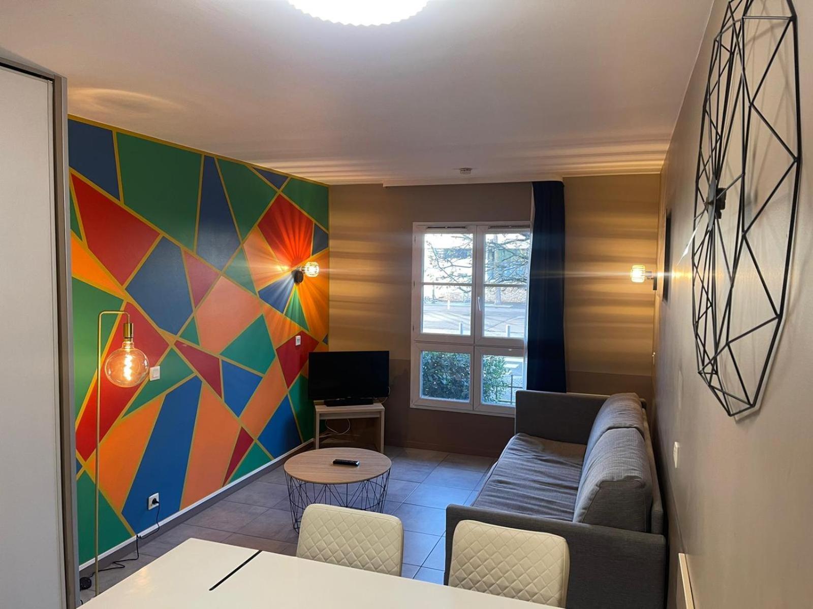 סאריס Appartement Near Disneyland מראה חיצוני תמונה