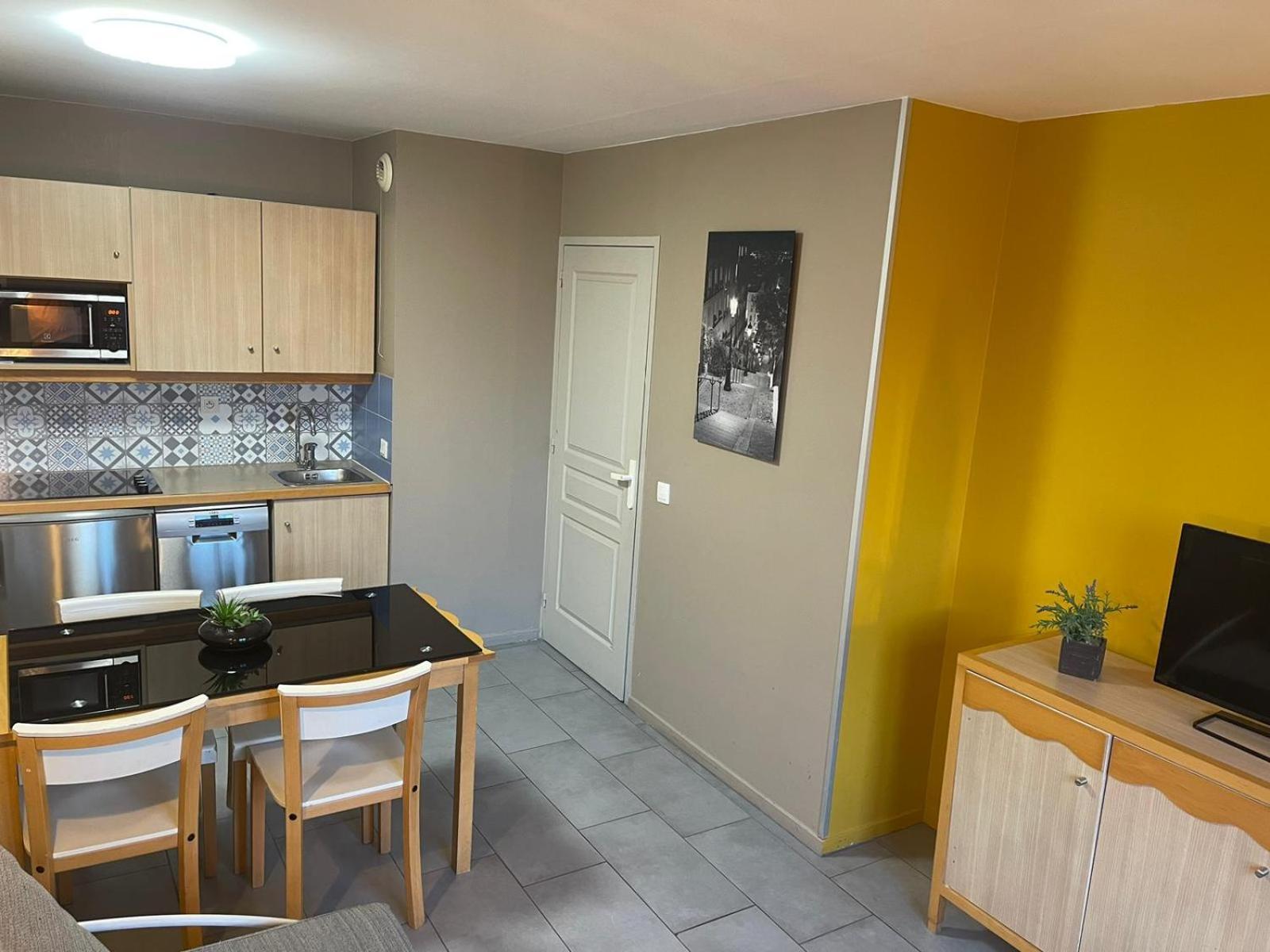 סאריס Appartement Near Disneyland מראה חיצוני תמונה