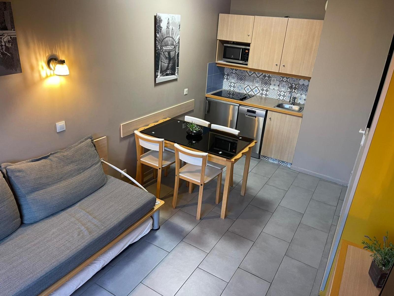 סאריס Appartement Near Disneyland מראה חיצוני תמונה