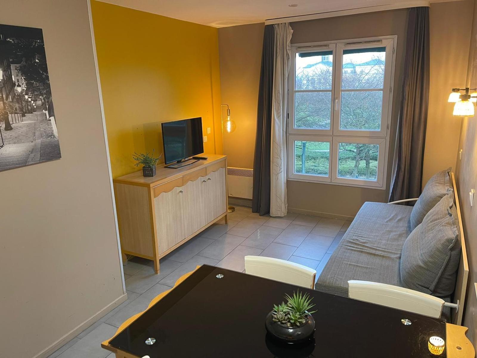 סאריס Appartement Near Disneyland מראה חיצוני תמונה